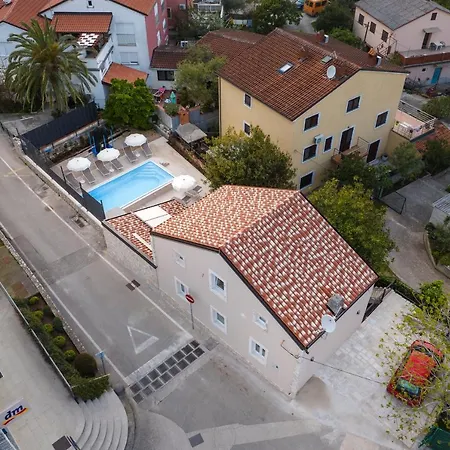 Casa Allegra